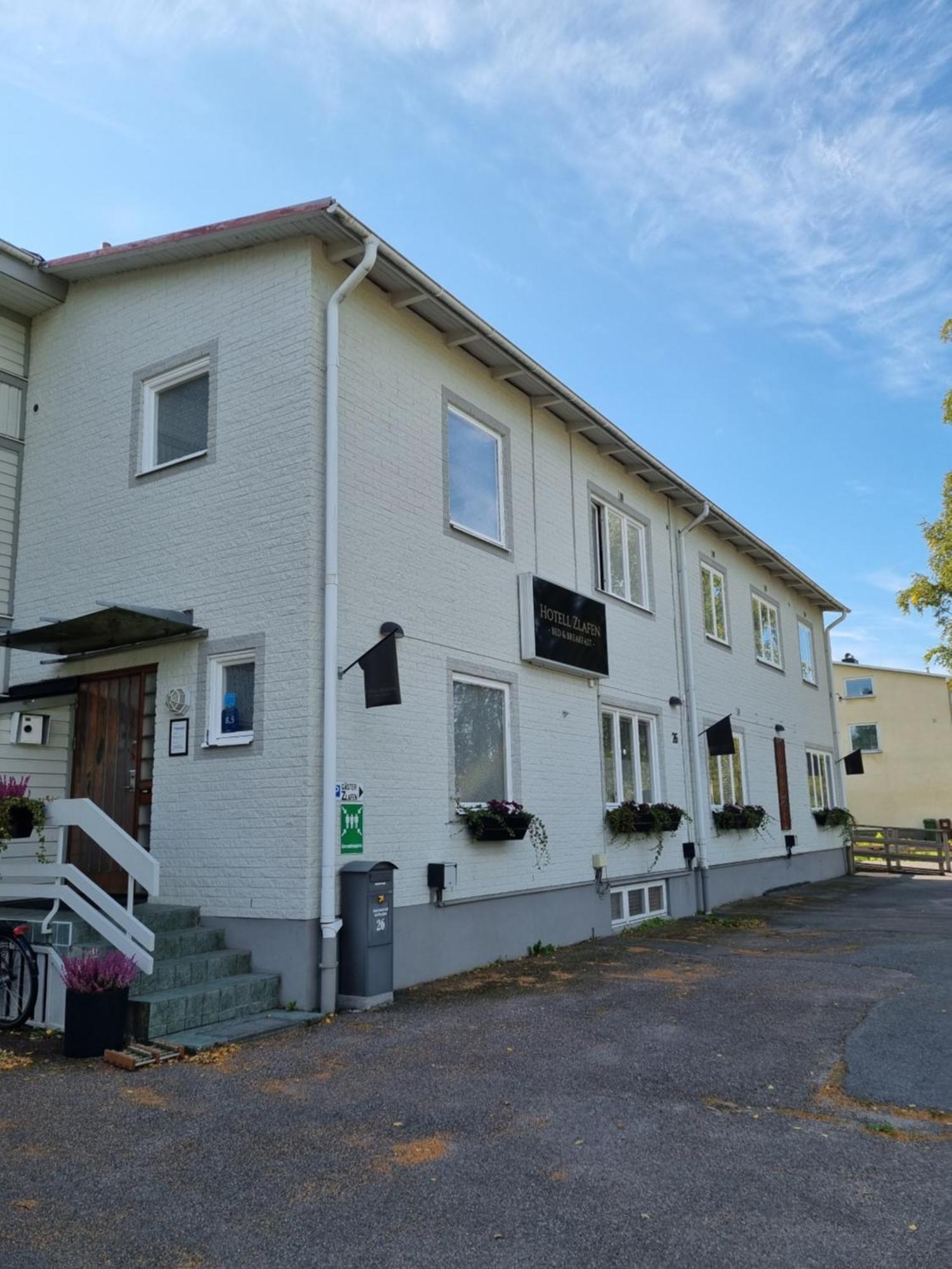 Hotell Zlafen Bed And Breakfast Karlskoga Extérieur photo