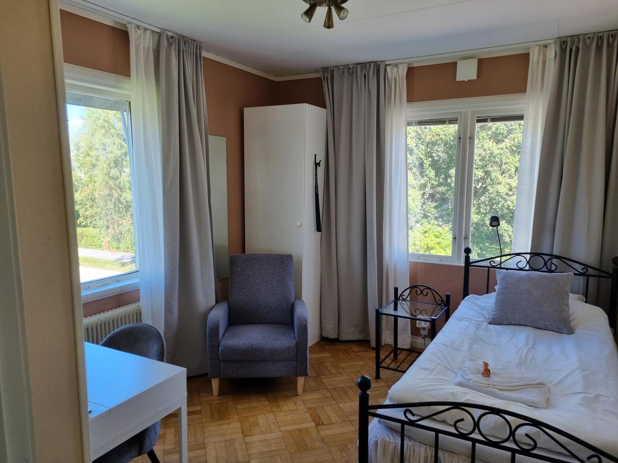Hotell Zlafen Bed And Breakfast Karlskoga Extérieur photo