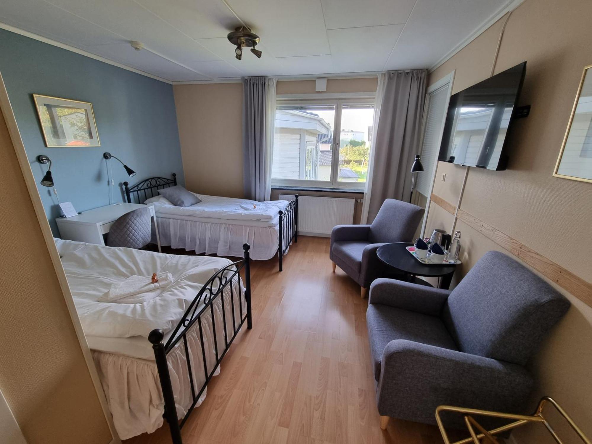 Hotell Zlafen Bed And Breakfast Karlskoga Extérieur photo