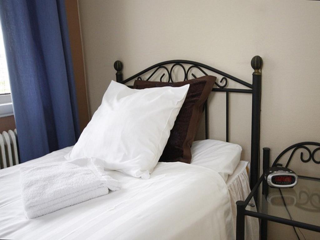 Hotell Zlafen Bed And Breakfast Karlskoga Chambre photo