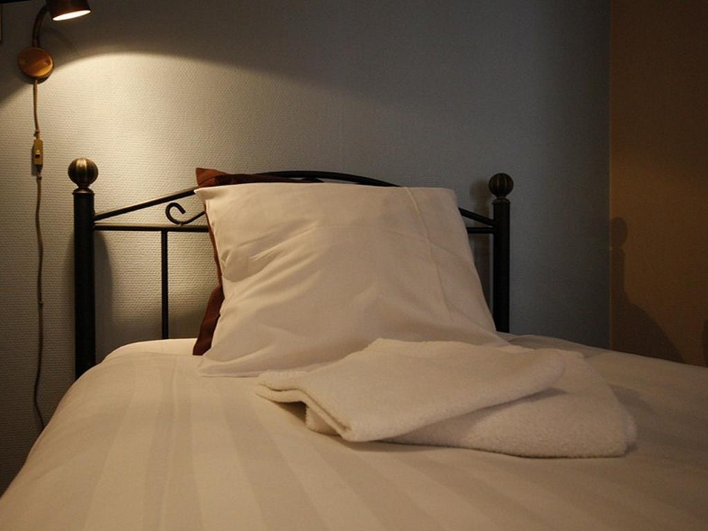 Hotell Zlafen Bed And Breakfast Karlskoga Chambre photo