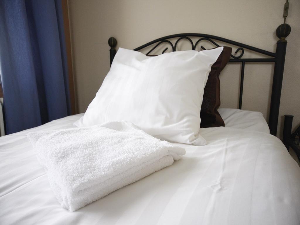 Hotell Zlafen Bed And Breakfast Karlskoga Chambre photo