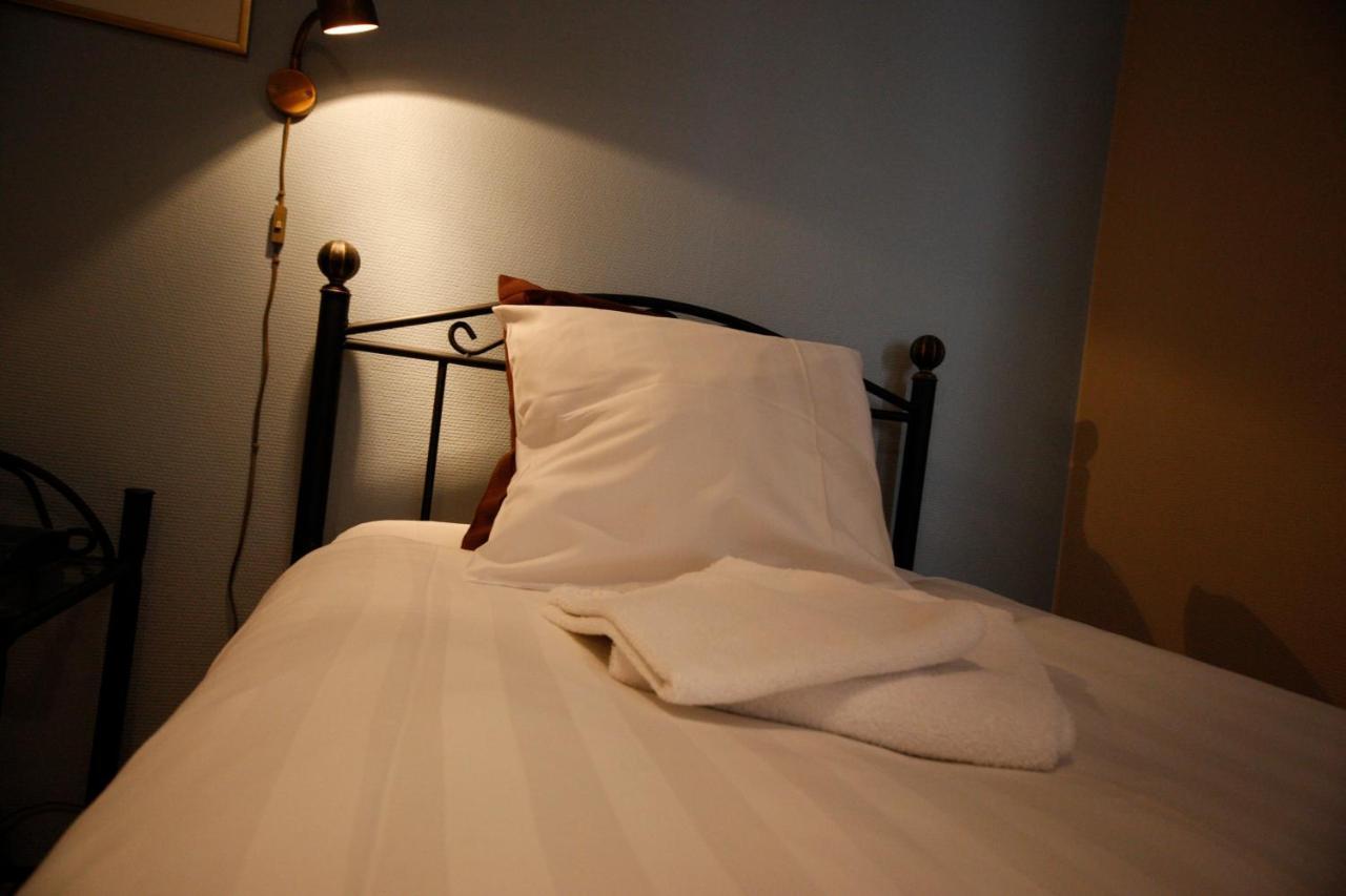 Hotell Zlafen Bed And Breakfast Karlskoga Extérieur photo